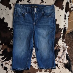 ROYALTY FOR ME, WOMENS SIZE 12 CAPRIS, SLIM, STRETCH.